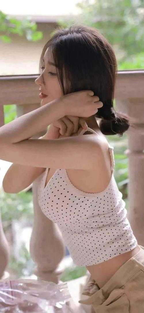 录个节目，你开三崩子带白露逛菜市场？热门小说  秦飞白露免费阅读全文